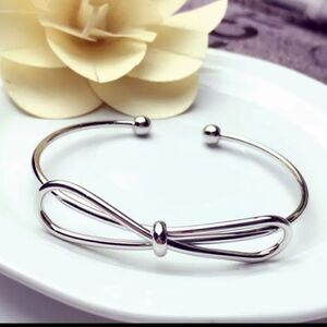 New silver bow Bangle braclet
